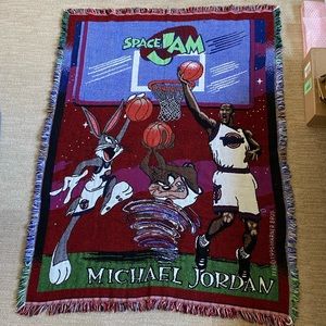 Vintage 1996 Space Jam blanket Michael Jordan